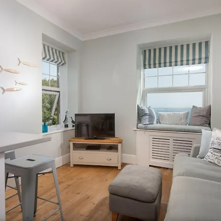 Shearwater View, 7 Rosemorran,