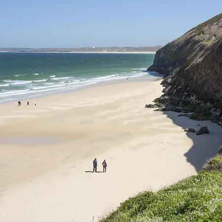 Holiday home Shearwater View, 7 Rosemorran, *